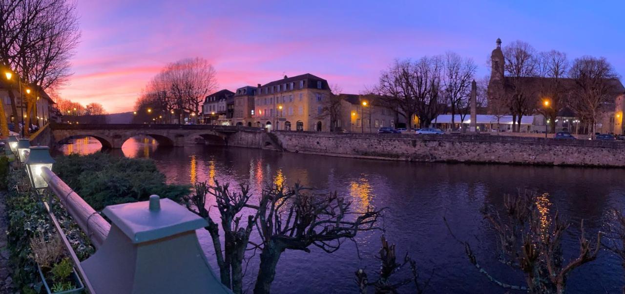 Hotel Des Bains Figeac Εξωτερικό φωτογραφία